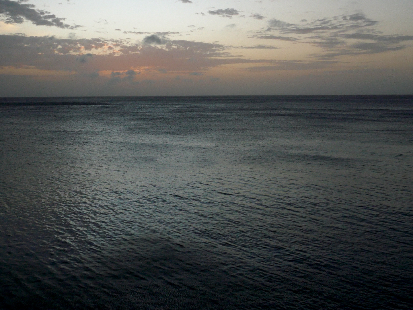 2022-04-16 03 Sonnenuntergang und Wind auf dem Wasser (Video)